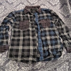 Uniqlo Men's Casual Plaid Shirt - Black, Gray, and Blue